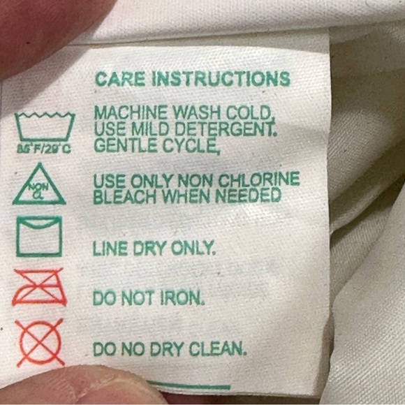 Obermeyer white stirrup ski pants, size 8 short, polyester and nylon - Picture 14 of 14